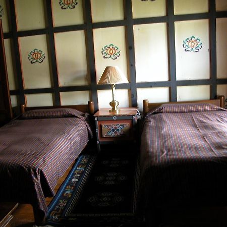 Gangtey Palace Hotel Paro Bagian luar foto