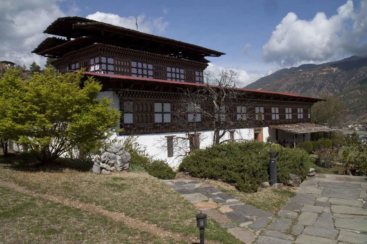 Gangtey Palace Hotel Paro Bagian luar foto