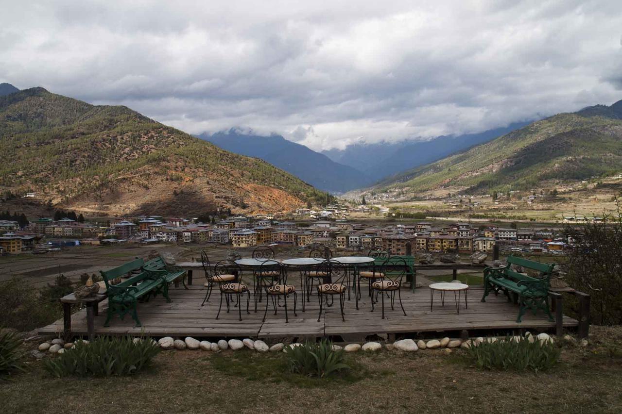 Gangtey Palace Hotel Paro Bagian luar foto