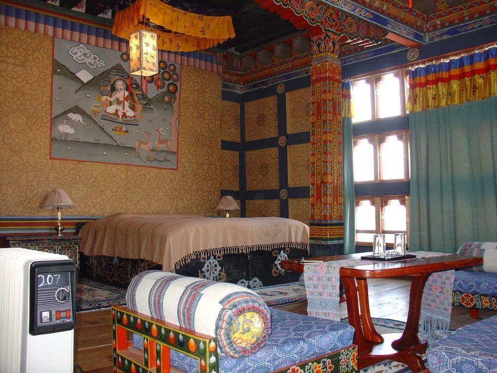 Gangtey Palace Hotel Paro Bagian luar foto