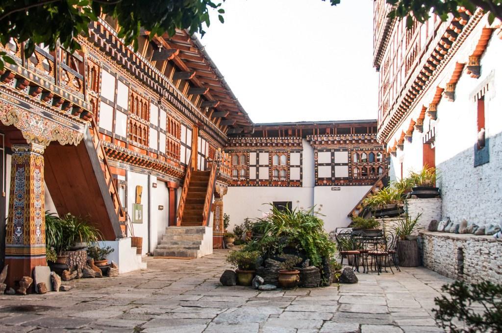 Gangtey Palace Hotel Paro Bagian luar foto