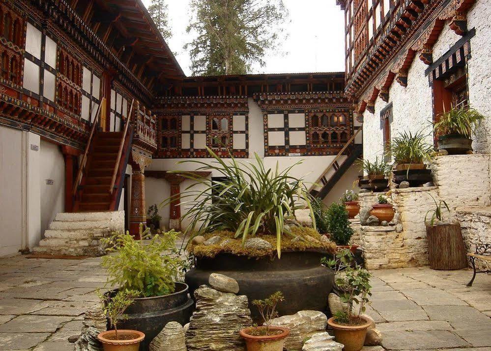 Gangtey Palace Hotel Paro Bagian luar foto