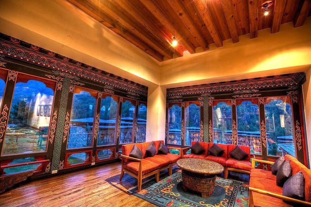 Gangtey Palace Hotel Paro Bagian luar foto